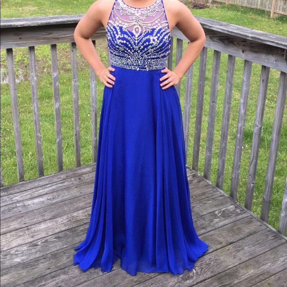 PROM DRESS